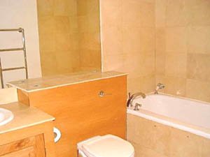 London 2 Bedroom accommodation - bathroom 1 (LN-469) photo 1 of 1