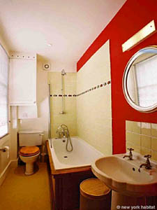 London 1 Bedroom accommodation bathroom photo 7