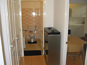 London 2 Zimmer ferienwohnung - badezimmer (LN-484) photo 2 von 2