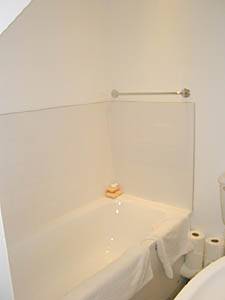 London Studiowohnung wohnungsvermietung - badezimmer (LN-487) photo 2 von 2