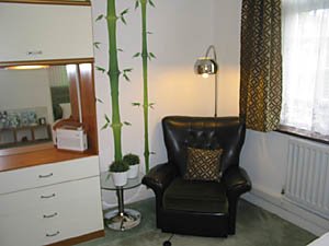 London 3 Bedroom - Duplex accommodation - bedroom 2 (LN-500) photo 2 of 2