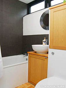 Londra Monolocale appartamento casa vacanze - bagno (LN-508) photo 1 di 1