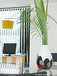 Londra Monolocale appartamento casa vacanze - soggiorno (LN-508) photo 3 di 6