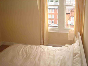 London 2 Bedroom apartment - bedroom 1 (LN-521) photo 2 of 2