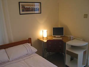 London 2 Bedroom - Duplex apartment - bedroom 1 (LN-529) photo 3 of 3