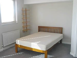 London 2 Bedrooms - Duplex apartment bedroom 1 photo 10