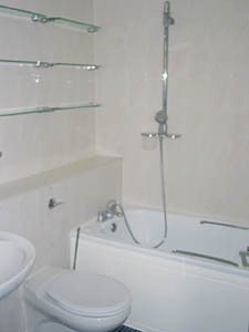 London 2 Bedrooms - Duplex apartment bedroom 2 photo 12