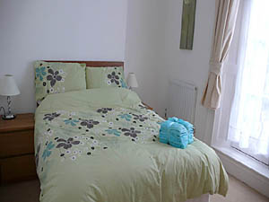 London 3 Zimmer ferienwohnung - schlafzimmer 1 (LN-550) photo 1 von 1
