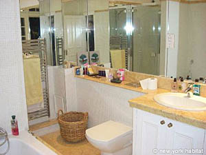 Londra 3 Camere appartamento casa vacanze - bagno 1 (LN-553) photo 1 di 1