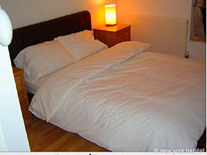 London 1 Bedroom accommodation - bedroom (LN-555) photo 1 of 1