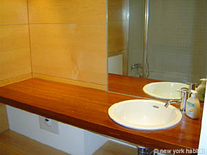 Londres 1 Dormitorio alojamiento - ba&ntilde;o (LN-556) photo 2 de 3