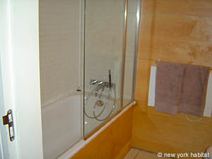 Londres 1 Dormitorio alojamiento - ba&ntilde;o (LN-556) photo 3 de 3