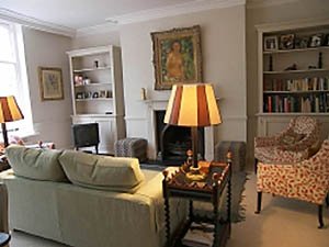 London 3 Zimmer ferienwohnung - wohnzimmer (LN-557) photo 1 von 3
