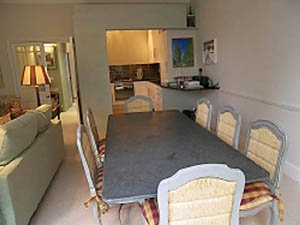 London 3 Zimmer ferienwohnung - wohnzimmer (LN-557) photo 3 von 3