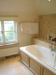 Londres T5 appartements location vacances - salle d'eau 1 (LN-565) photo 1 de 4