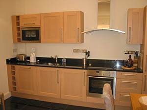 London 2 Bedroom accommodation - kitchen (LN-566) photo 2 of 2