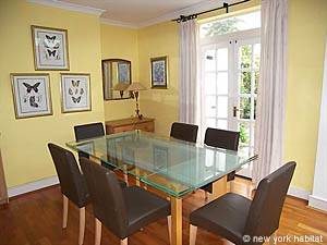 London 3 Bedroom accommodation - kitchen (LN-574) photo 4 of 4