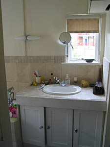 Londres 3 Dormitorios - Casa Adosada alojamiento - ba&ntilde;o 1 (LN-575) photo 3 de 3