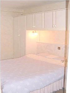 Londra 2 Camere appartamento casa vacanze - camera 1 (LN-580) photo 1 di 2