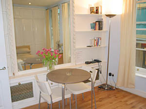 Londres Estudio alojamiento - sala (LN-584) photo 3 de 3