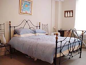 London 2 Bedroom apartment - bedroom 1 (LN-588) photo 1 of 1