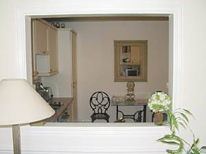 London 2 Bedroom apartment - kitchen (LN-588) photo 3 of 3