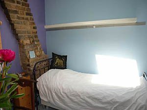 London 4 Bedroom accommodation - bedroom 3 (LN-589) photo 1 of 3