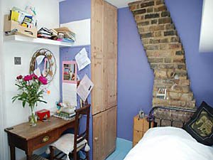 London 4 Bedroom accommodation - bedroom 3 (LN-589) photo 2 of 3