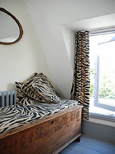 London 4 Bedroom accommodation - bedroom 4 (LN-589) photo 1 of 1