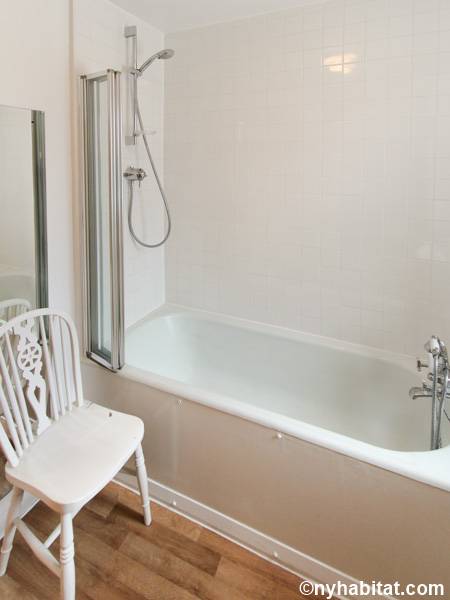 Salle de bain - Photo 3 sur 3 Salle de bain - Photo 3 sur 3