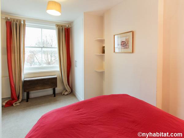Chambre 1 - Photo 5 sur 6 Chambre 1 - Photo 5 sur 6