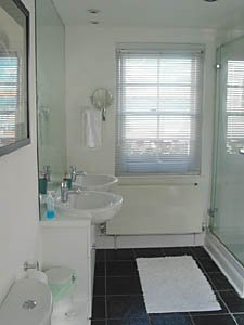 Londra 2 Camere appartamento casa vacanze - bagno 1 (LN-593) photo 2 di 3