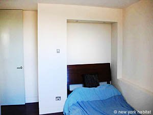 London 2 Bedroom accommodation - bedroom 1 (LN-655) photo 1 of 1