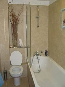 Londres T2 logement location appartement - salle d'eau (LN-677) photo 1 sur 2