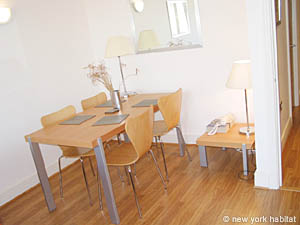 London 1 Bedroom accommodation - living room (LN-705) photo 7 of 7