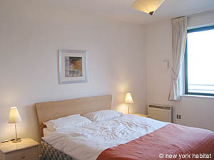 London 1 Bedroom accommodation - bedroom (LN-705) photo 1 of 4