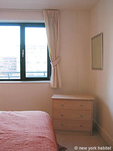 London 1 Bedroom accommodation - bedroom (LN-705) photo 2 of 4