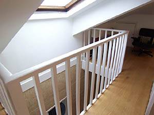 London 3 Bedroom accommodation - living room (LN-734) photo 5 of 6