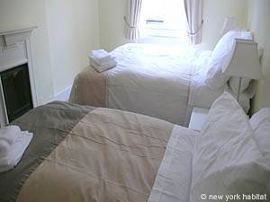 London 3 Zimmer ferienwohnung - schlafzimmer 1 (LN-786) photo 1 von 2