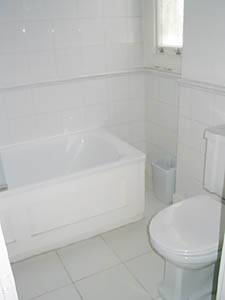 Londres 3 Dormitorios alojamiento - ba&ntilde;o 1 (LN-790) photo 2 de 3