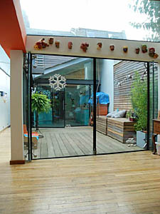 London 2 Bedroom accommodation - living room (LN-794) photo 5 of 5