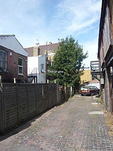 London 2 Bedroom - Duplex accommodation - other (LN-817) photo 3 of 9