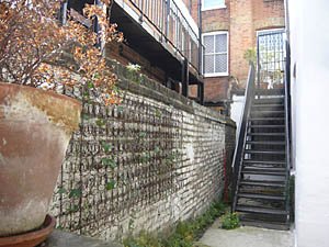London 2 Bedroom - Duplex accommodation - other (LN-817) photo 8 of 9