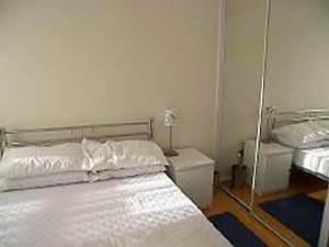 London 3 Bedroom accommodation - bedroom 2 (LN-820) photo 1 of 2