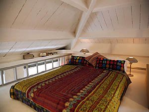 London 2 Bedroom - Loft accommodation - bedroom 2 (LN-825) photo 1 of 1