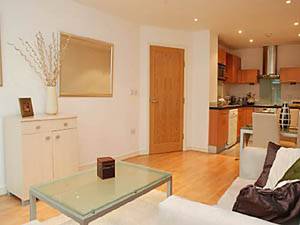 Londres T2 appartement location vacances - s&eacute;jour (LN-872) photo 2 sur 2