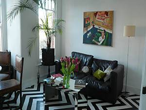 London 2 Bedroom - Duplex accommodation - living room (LN-936) photo 2 of 3