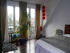 London 2 Bedroom - Duplex accommodation - bedroom 1 (LN-936) photo 2 of 2