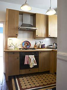 London 2 Bedroom - Duplex accommodation - kitchen (LN-936) photo 1 of 1