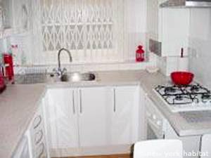 London 2 Bedroom accommodation - kitchen (LN-976) photo 2 of 3 London 2 Bedroom accommodation - kitchen (LN-976) photo 2 of 3